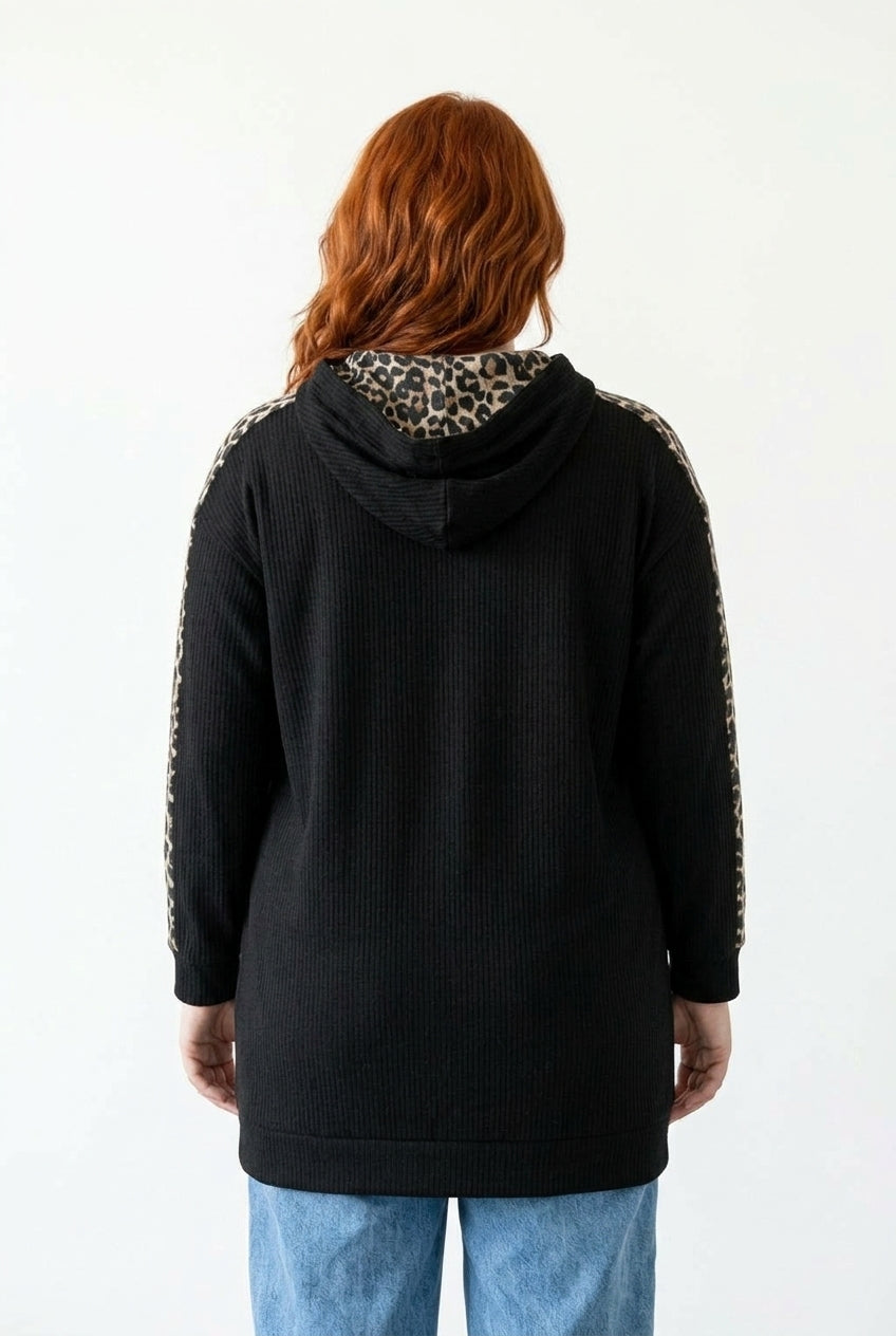 Leopar Desenli Kapüşonlu Sweatshirt