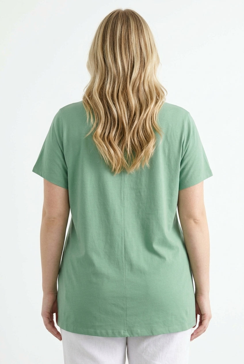 Önü Kesikli T-shirt