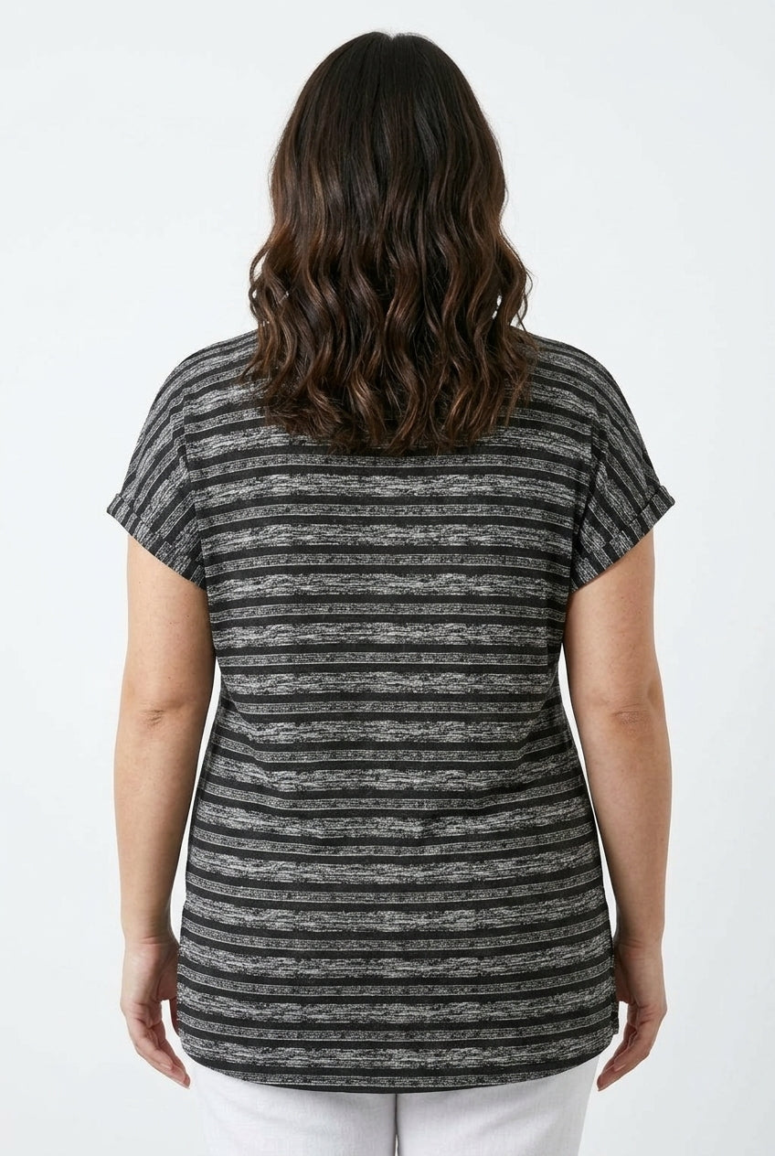 Çizgili Yırtmaçlı T-shirt