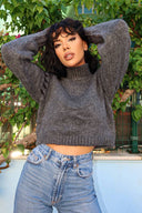 Omzu Dikiş Detaylı Boğazlı Triko Kazak A-081