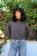 Omzu Dikiş Detaylı Boğazlı Triko Kazak A-081