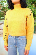 Omzu Dikiş Detaylı Boğazlı Triko Kazak A-081