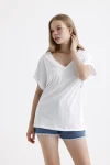 V Yaka Kolları Düğme Detaylı Kısa Kollu Basic T-shirt 1061